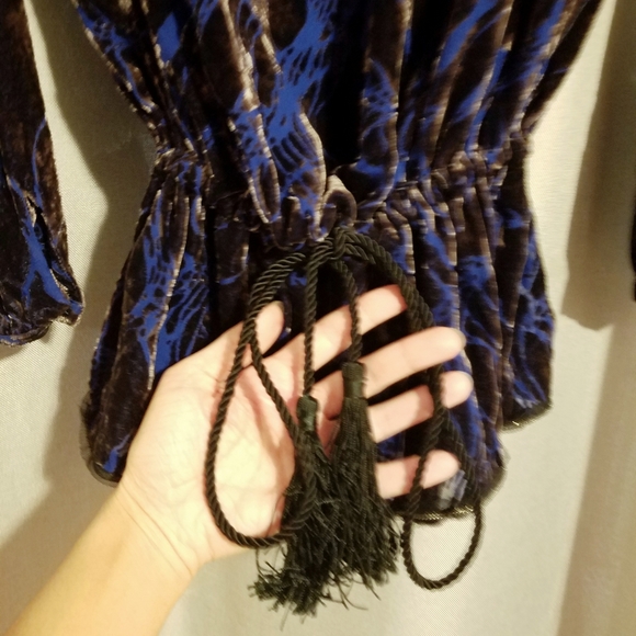 Velvet Peasant Renaissance Top Antik Batik - Picture 4 of 10